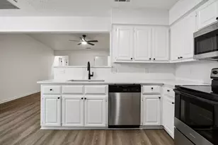 4733-4735 Berridge Ln, Dallas, TX 75227 - Photo 19
