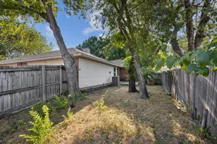 4733-4735 Berridge Ln, Dallas, TX 75227 - Photo 27