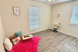 101 Diane Dr, Sanger, TX 76266 - Photo 13