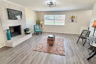 101 Diane Dr, Sanger, TX 76266 - Photo 7
