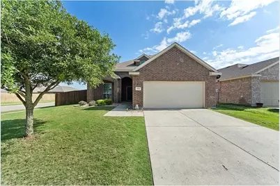 1701 Twin Hills Way, Princeton, TX 75407 - Photo 1