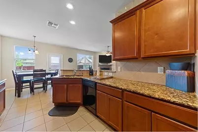 1701 Twin Hills Way, Princeton, TX 75407 - Photo 3