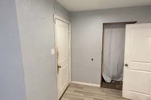 6840 Timothy Dr, Dallas, TX 75227 - Photo 9
