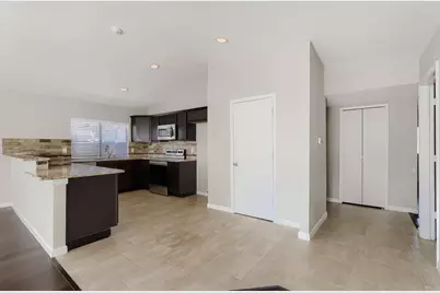 1012 Bellflower Drive, Carrollton, TX 75007 - Photo 11