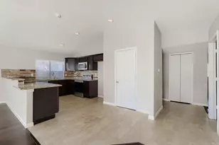 1012 Bellflower Dr, Carrollton, TX 75007 - Photo 11