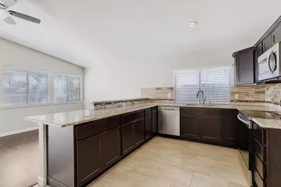 1012 Bellflower Drive, Carrollton, TX 75007 - Photo 9