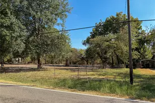 310 A E Main St, Ladonia, TX 75449 - Photo 3