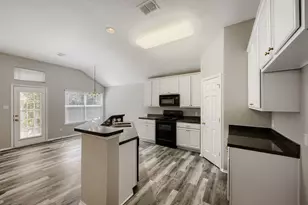 6221 Brooklynn Dr, Fort Worth, TX 76179 - Photo 13