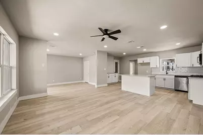 3855 Dowdell Street, Fort Worth, TX 76119 - Photo 3