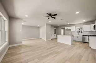 3855 Dowdell St, Fort Worth, TX 76119 - Photo 3