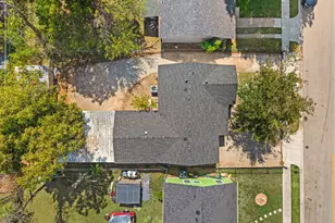 3855 Dowdell St, Fort Worth, TX 76119 - Photo 33