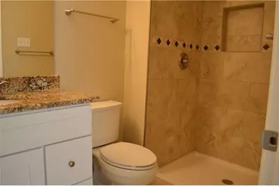 5125 Shannon Drive, The Colony, TX 75056 - Photo 9