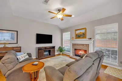 2655 Garden Ridge Lane, Arlington, TX 76006 - Photo 19