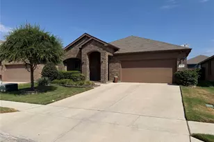925 Meadow Scape Dr, Fort Worth, TX 76028 - Photo 1