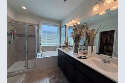 925 Meadow Scape Drive, Fort Worth, TX 76028 - Photo 7