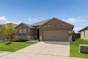 1448 Stuarts Frst Dr, Denton, TX 76207 - Photo 1