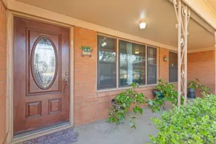 6051 Black Oak Ln, Fort Worth, TX 76114 - Photo 9
