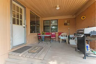 6051 Black Oak Ln, Fort Worth, TX 76114 - Photo 5