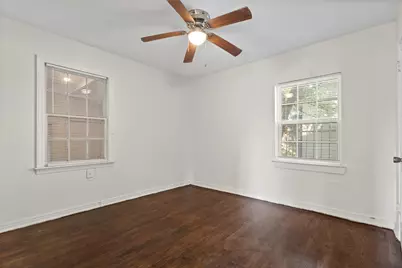 838 Dalworth Street, Grand Prairie, TX 75050 - Photo 11