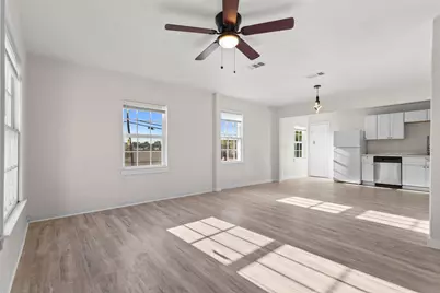 838 Dalworth Street, Grand Prairie, TX 75050 - Photo 3