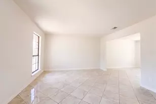 4622 Covington Ct, Grand Prairie, TX 75052 - Photo 5