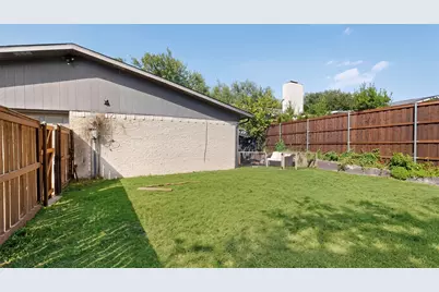 10854 Villa Haven Drive, Dallas, TX 75238 - Photo 25