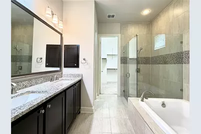 1005 Moonstone Street, Carrollton, TX 75007 - Photo 15