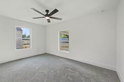 3113 Avenue I, Fort Worth, TX 76105 - Photo 9