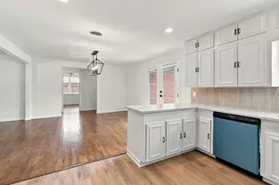 5412 Palmer Dr, Haltom City, TX 76117 - Photo 9