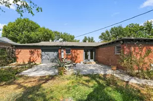 5412 Palmer Dr, Haltom City, TX 76117 - Photo 31