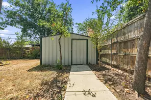 5412 Palmer Dr, Haltom City, TX 76117 - Photo 35