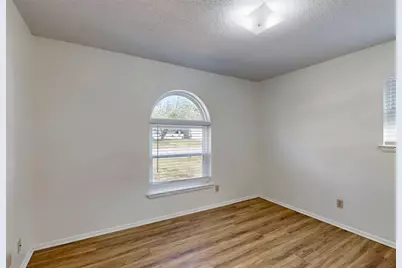 1000 Springdale Road, Bedford, TX 76021 - Photo 25