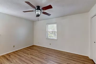 1000 Springdale Road, Bedford, TX 76021 - Photo 15