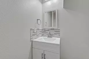 419 Aylesbury Dr, Roanoke, TX 76262 - Photo 29