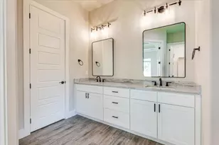 4011 Ponca Dr, Granbury, TX 76048 - Photo 11