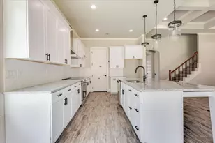 4011 Ponca Dr, Granbury, TX 76048 - Photo 5