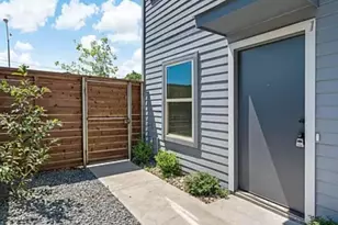 4703 Columbia Ave, Dallas, TX 75226 - Photo 17
