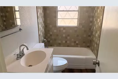 806 W Atchley Avenue, Alvarado, TX 76009 - Photo 5