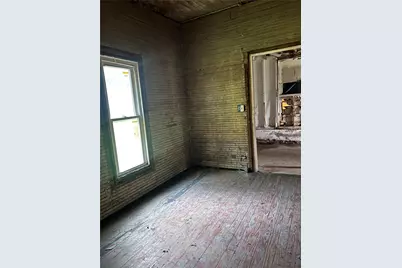 307 W Main Street, Pilot Point, TX 76258 - Photo 11