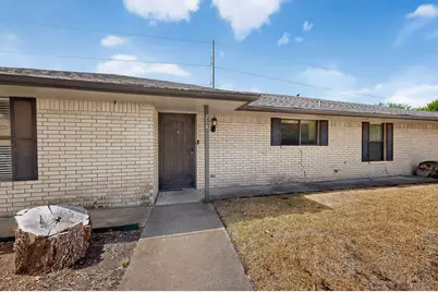 214 Buffalo Creek Drive, Waxahachie, TX 75165 - Photo 3