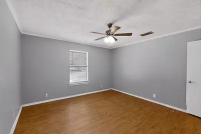 214 Buffalo Creek Drive, Waxahachie, TX 75165 - Photo 13