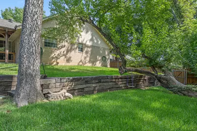 329 Jamie Way, Greenville, TX 75402 - Photo 31