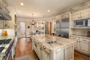 12010 Edgestone Rd, Dallas, TX 75230 - Photo 13