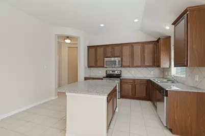 5012 Seashore Lane, Frisco, TX 75036 - Photo 9
