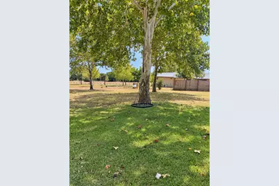 1451 County Road 107, Whitesboro, TX 76273 - Photo 5