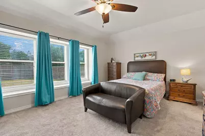 2412 Clubhouse Drive, Denton, TX 76210 - Photo 15