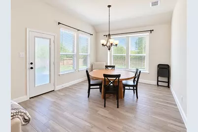 513 River Bank Court, Granbury, TX 76049 - Photo 7
