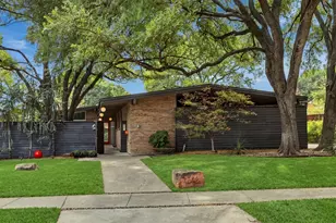 6216 Town Hill Ln, Dallas, TX 75214 - Photo 1