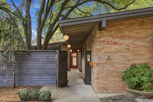 6216 Town Hill Ln, Dallas, TX 75214 - Photo 3