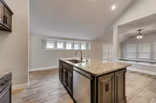 9701 Athens Dr, Denton, TX 76226 - Photo 5
